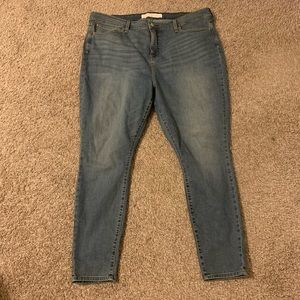 Signature by Levi Strauss